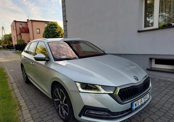 Skoda Octavia cena 96899 przebieg: 100000, rok produkcji 2021 z Golina małe 742